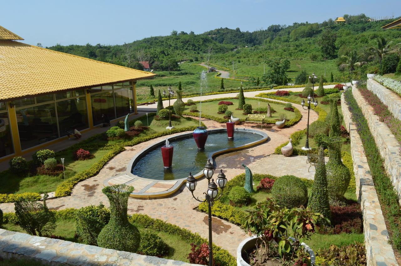 The M Bokeo Hotel Huay Xai Buitenkant foto